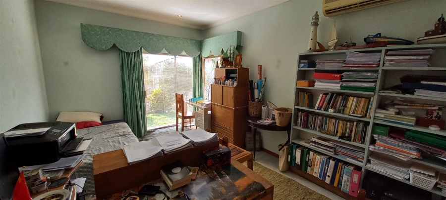 5 Bedroom Property for Sale in Bonnievale Western Cape